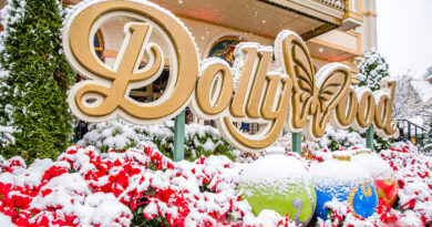 Snow covered Dollywood sign (Photo Credit: Dollywood)