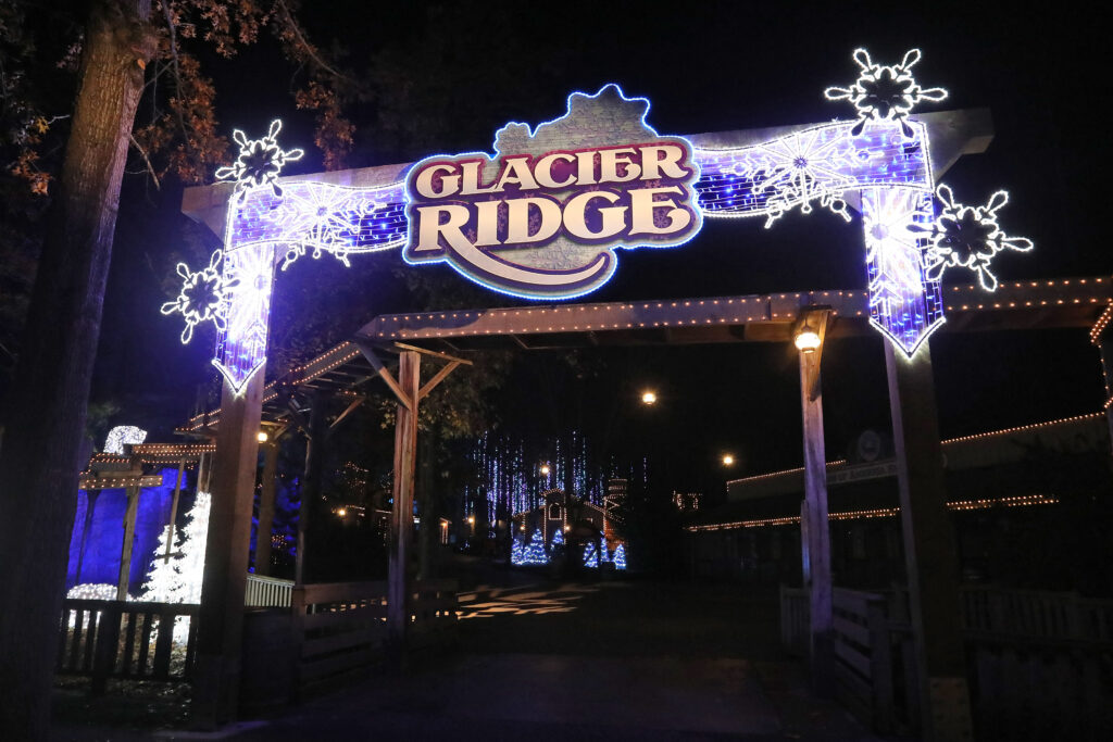 Glacier Ridge Entrance (Photo Credit: Dollywood)