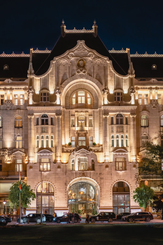 Four Seasons Hotel Gresham Palace Budapest (Photo Credit: Four Seasons)