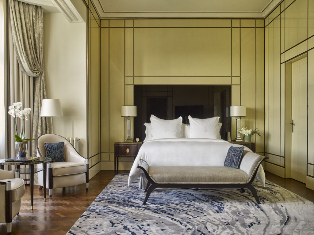 Royal Suite Bedroom (Photo Credit: Four Seasons Hotel Gresham Palace Budapest)