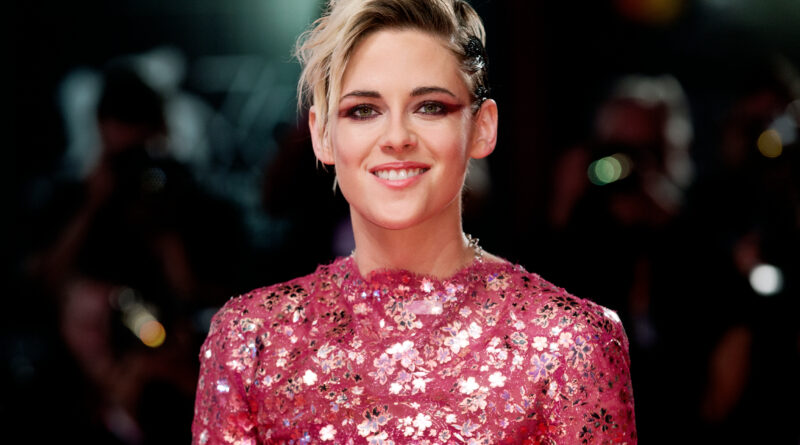 Kristen Stewart (Photo Credit: Andrea Raffin / Shutterstock)