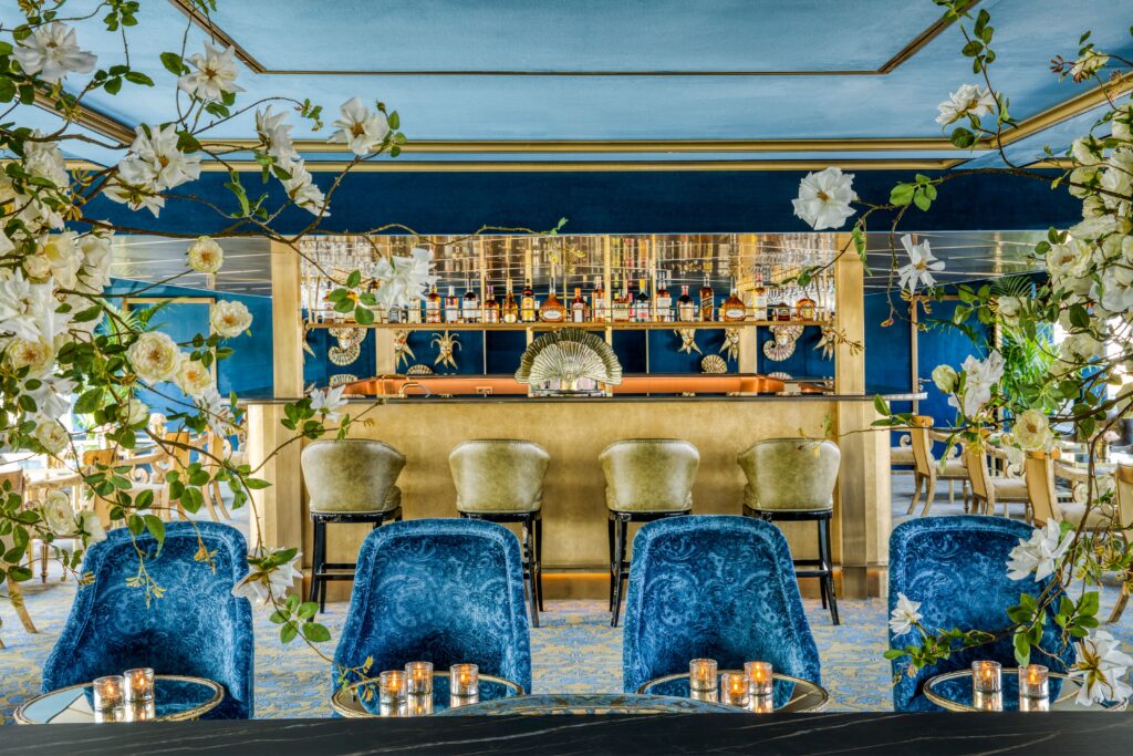 S.S. La Venezia Lounge (Photo Credit: Robb Report)