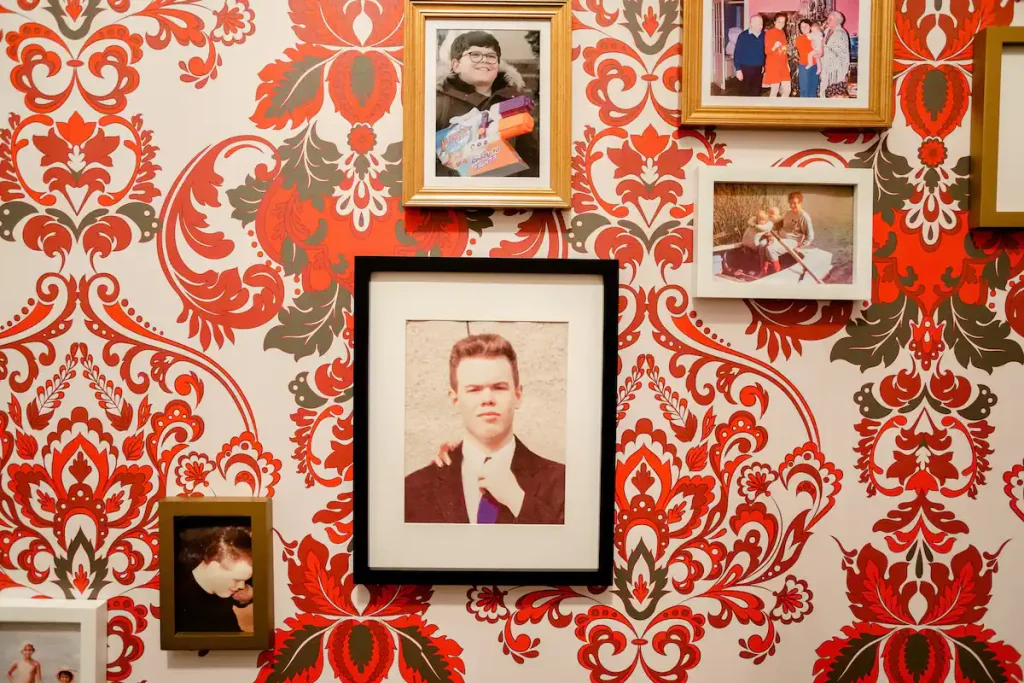 Family Photos (Photo Credit: Airbnb)