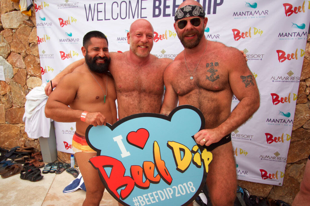 BeefDip 2018 attendees pose for a photo