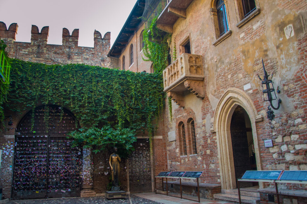 Balcony of Juliet from Shakespeare's "Romeo and Juliet" in Verona, Italy (Photo Credit: StrenghtOfFrame / iStock)