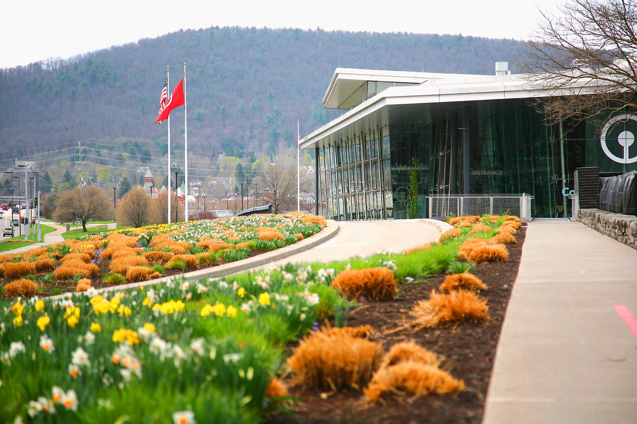 Corning Museum of Glass (Photo Credit: Finger Lakes Wine Country)