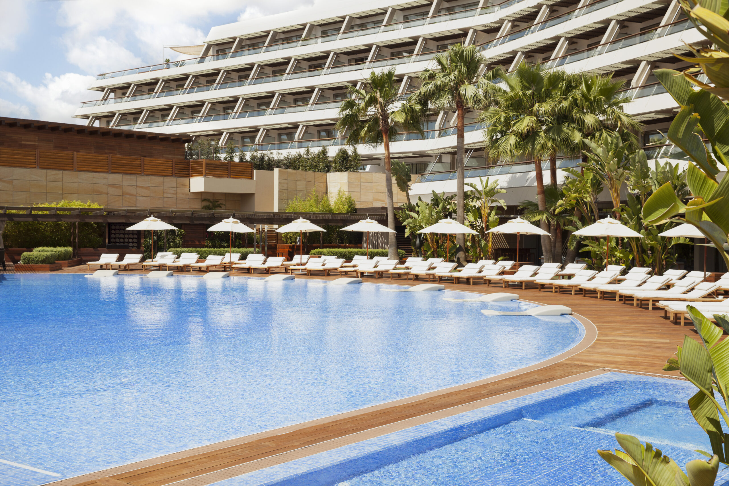 Pool (Photo Credit: Ibiza Gran Hotel)