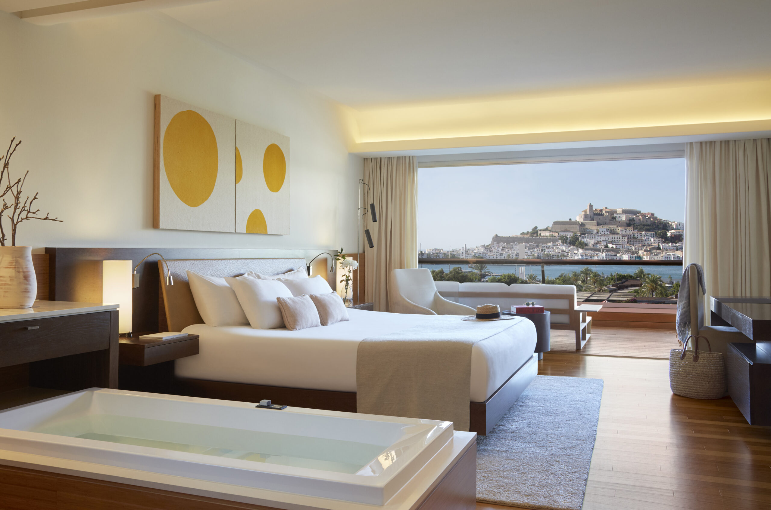 Junior Suite (Photo Credit: Ibiza Gran Hotel)