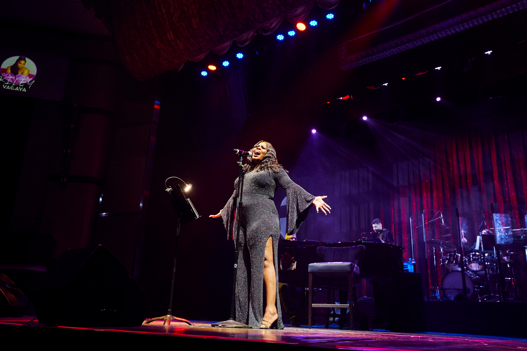 Amber Riley on the 2022 Vacaya Caribbean Cruise in January (Photo Credit: Gabriel Goldberg)