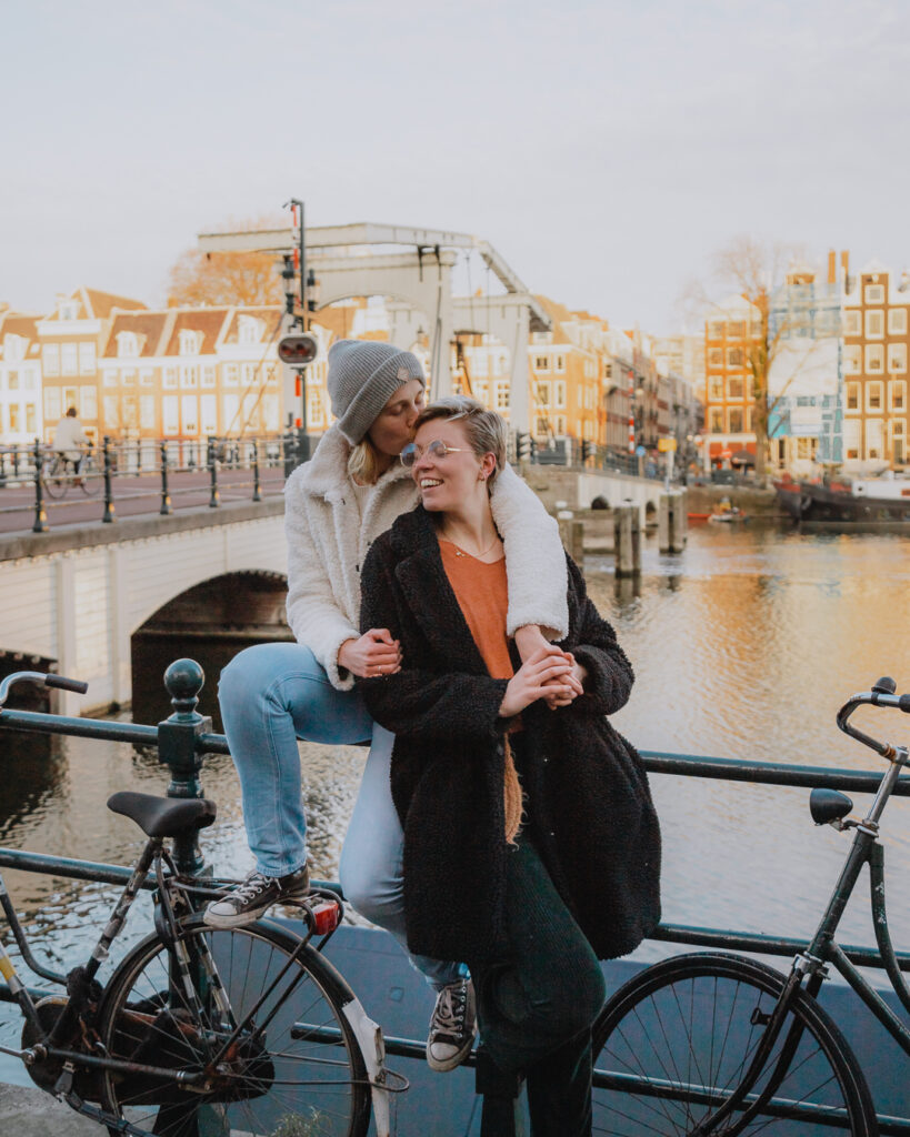 Roxanne Weijer (left) and Maartje Hensen (right) in Amsterdam (Photo Credit: @onceuponajourney)