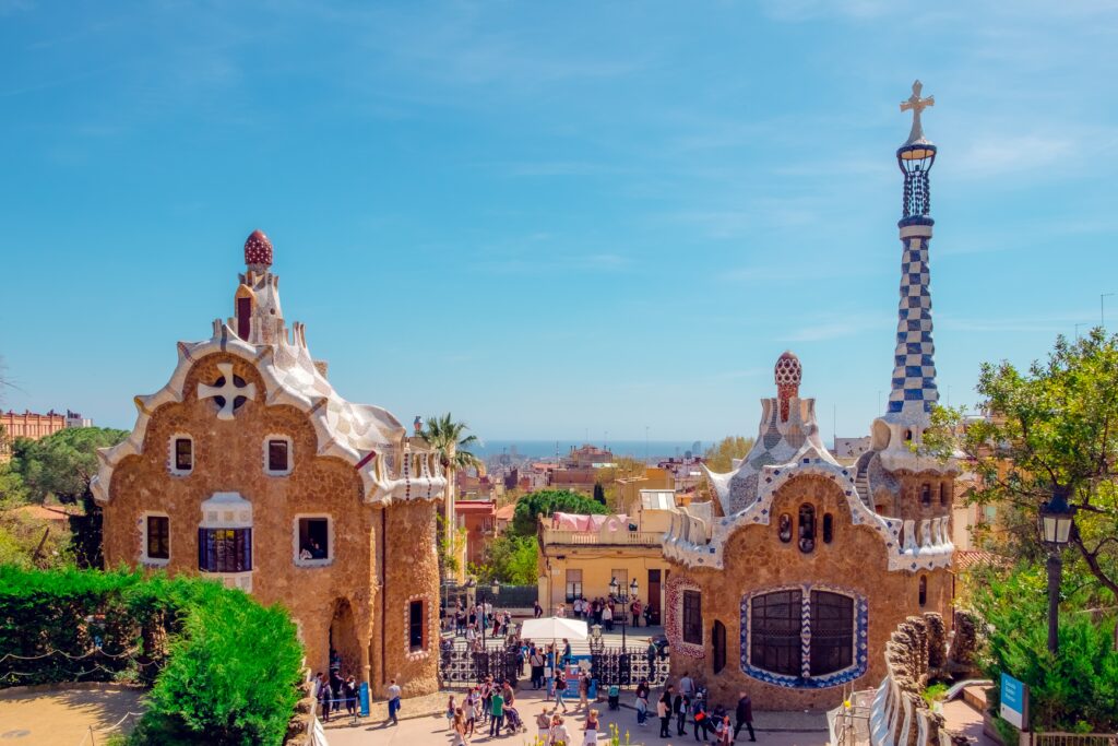 Park Güell in Barcelona (Photo Credit: Daniel Corneschi on Unsplash)