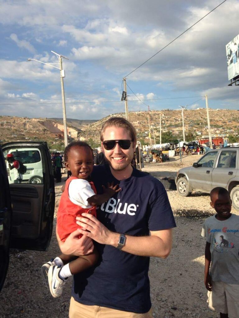Haiti - Humanitarian Aid Flight in 2014 (Photo Credit: Anders Lindström)