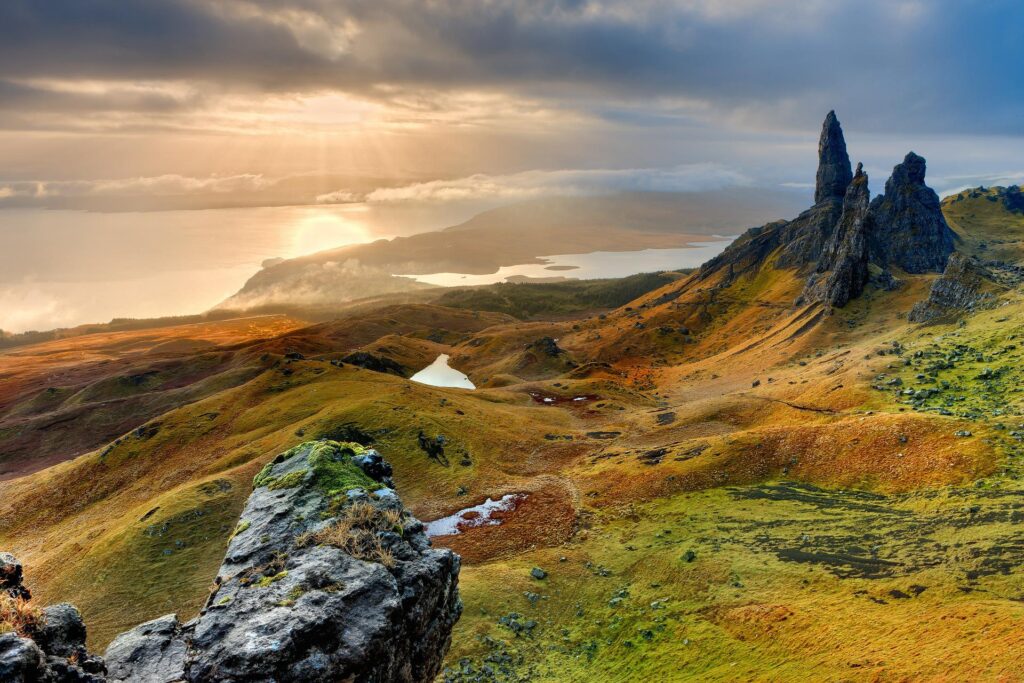 Scotland (Photo Credit: Frank Winkler from Pixabay)