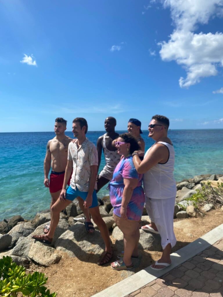 Joseph with Vacaya fam in Aruba (Photo Credit: Kevin DeKimpe with Vacaya)