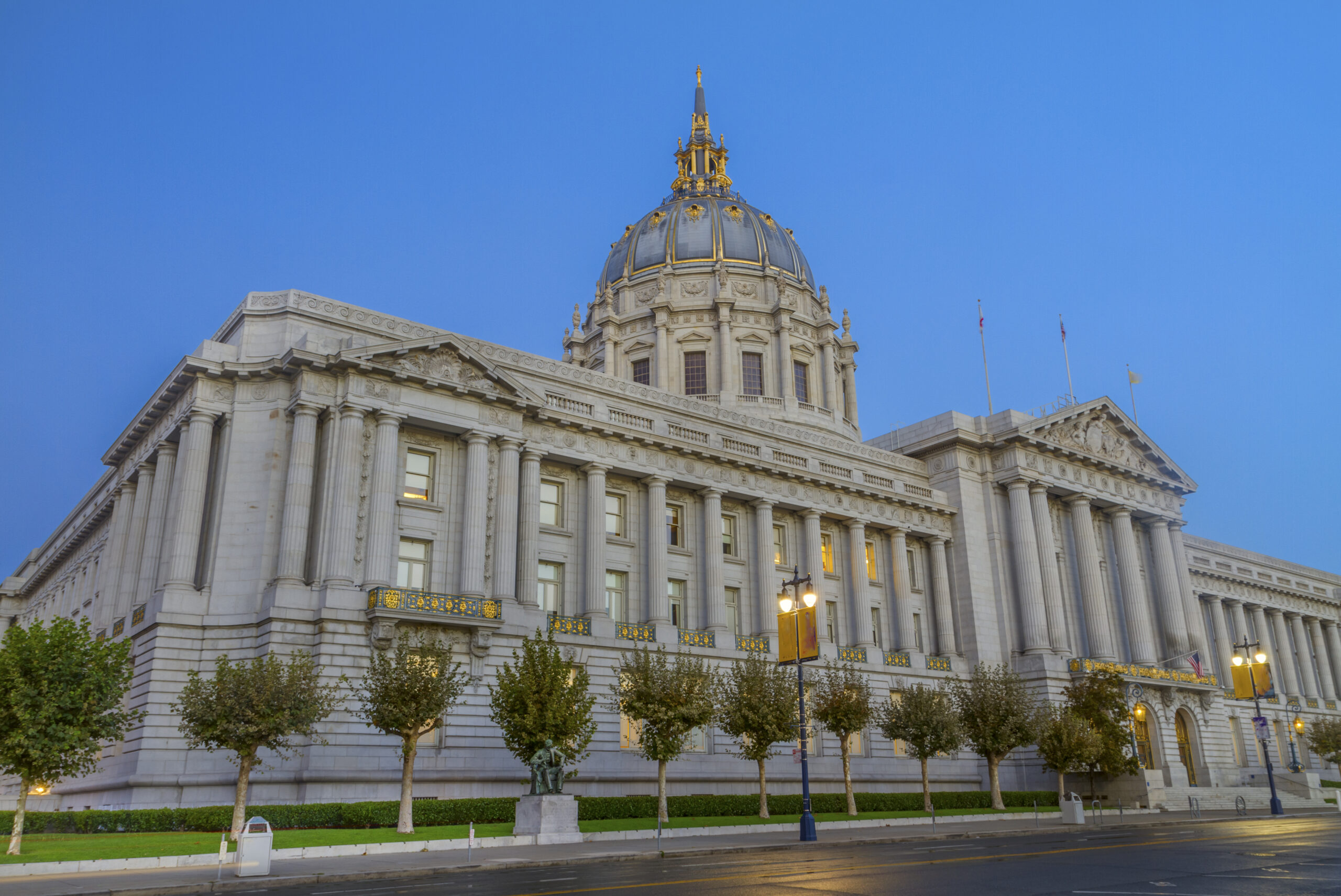 San Francisco City Hall (Photo Credit: Spondyloithesis/iStock)
