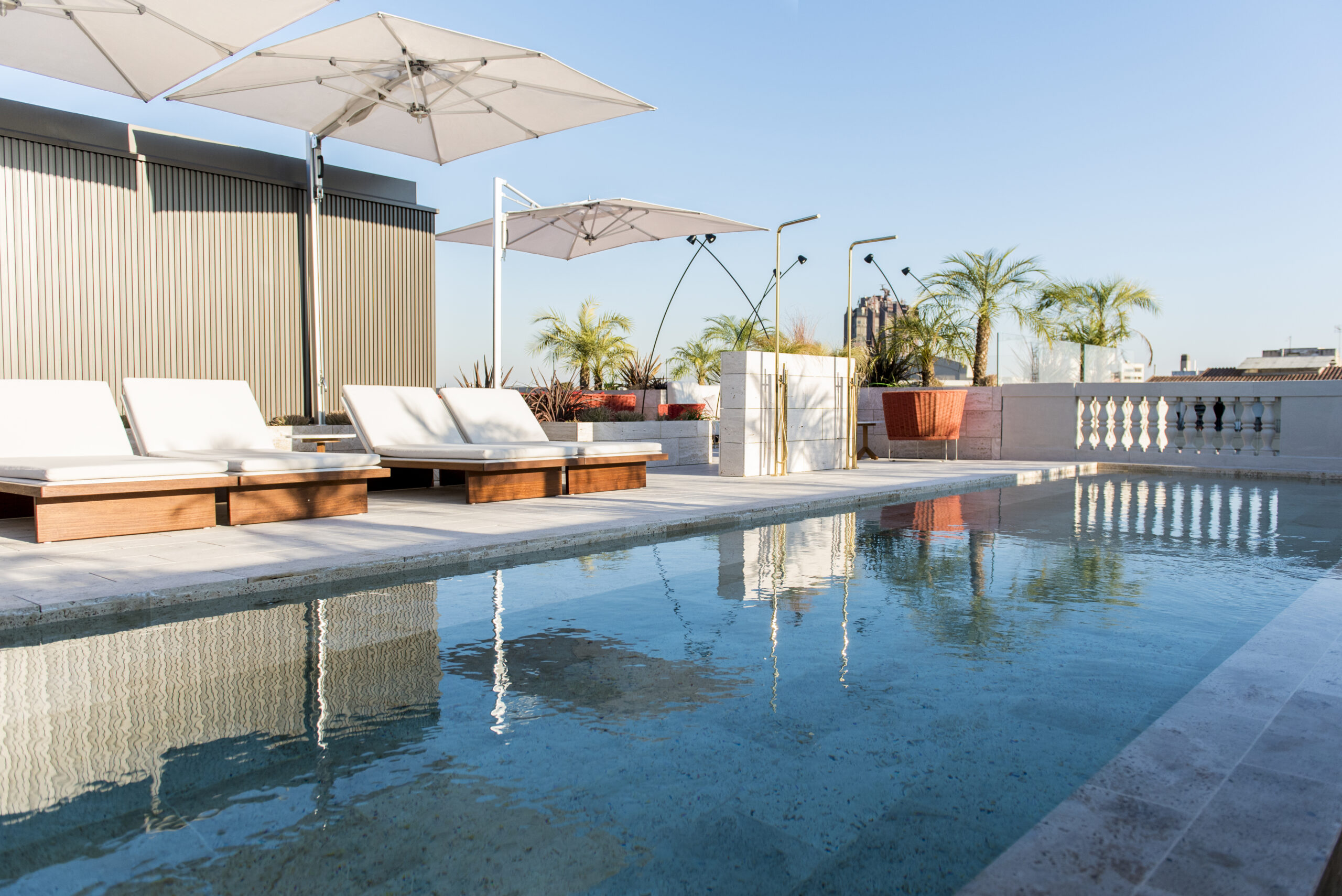 Almanac Rooftop Pool and Bar (Photo Credit: Almanac Barcelona)