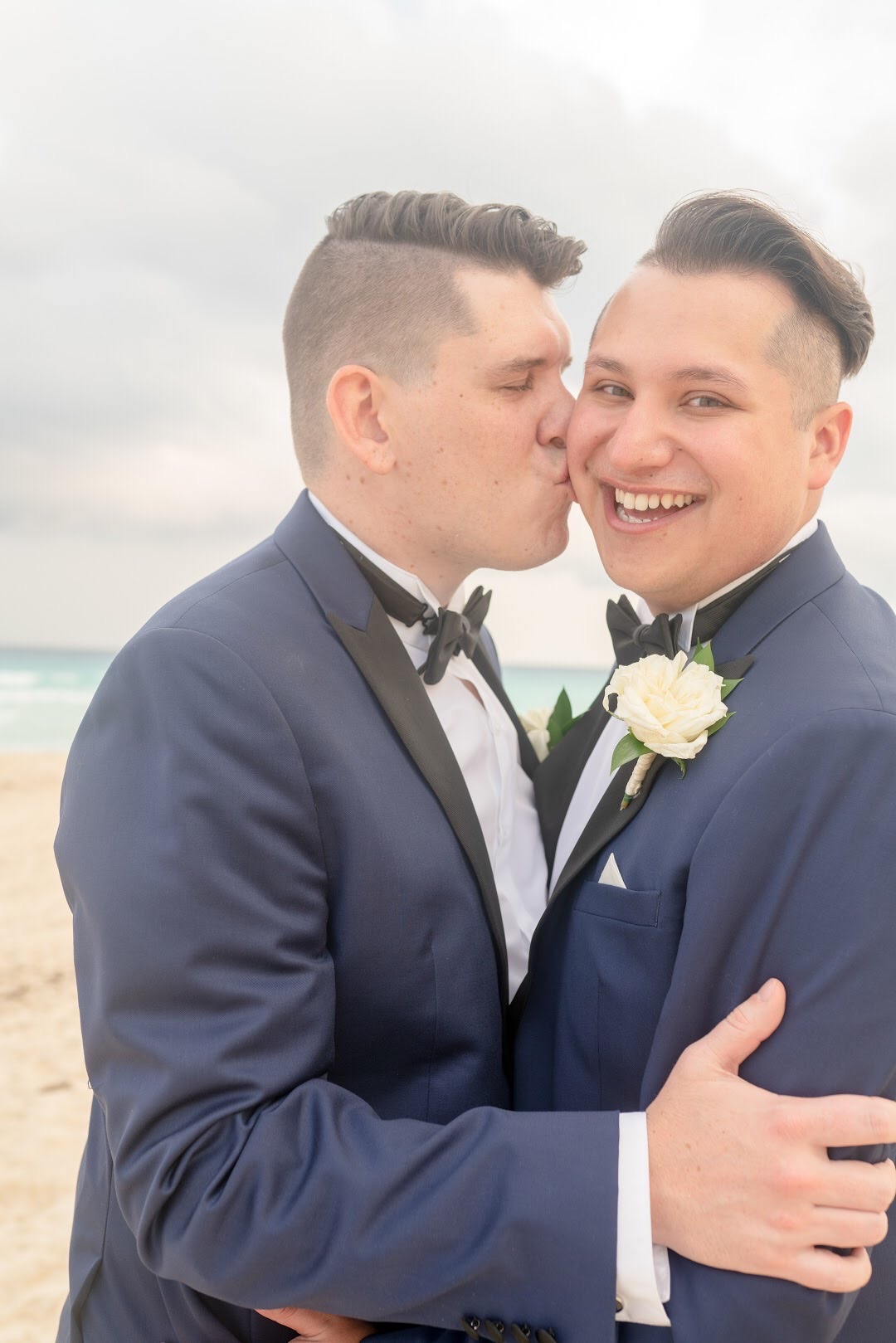 Jordan and Jared's wedding in Cancun, Mexico (Photo Credit: JJ Cruise)