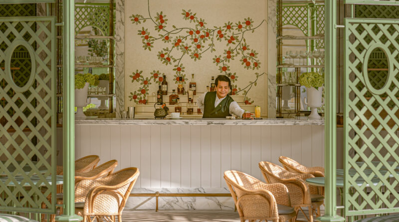 The Terrace Bar and Restaurant (Photo Credit: The Saint James Paris)