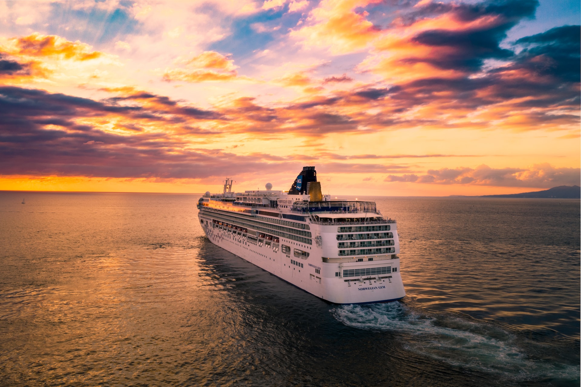 Norwegian Cruise Line Allows Unvaccinated Guests