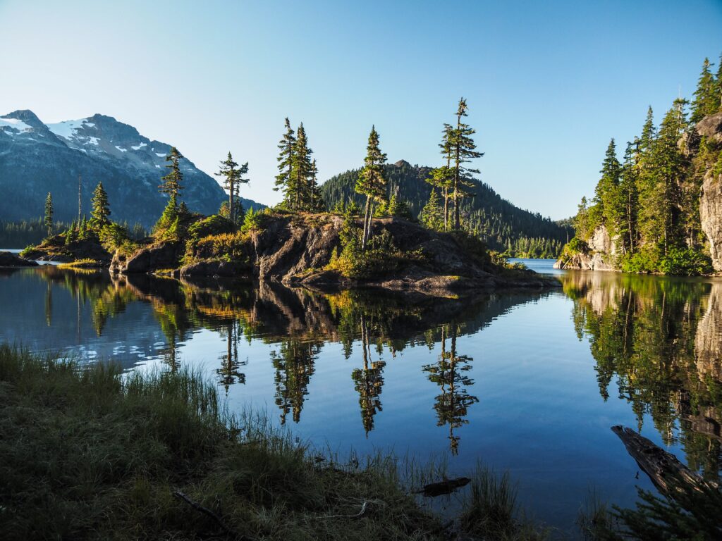 Vancouver Island, Canada (Photo Credit: Lesly Derksen on Unsplash)