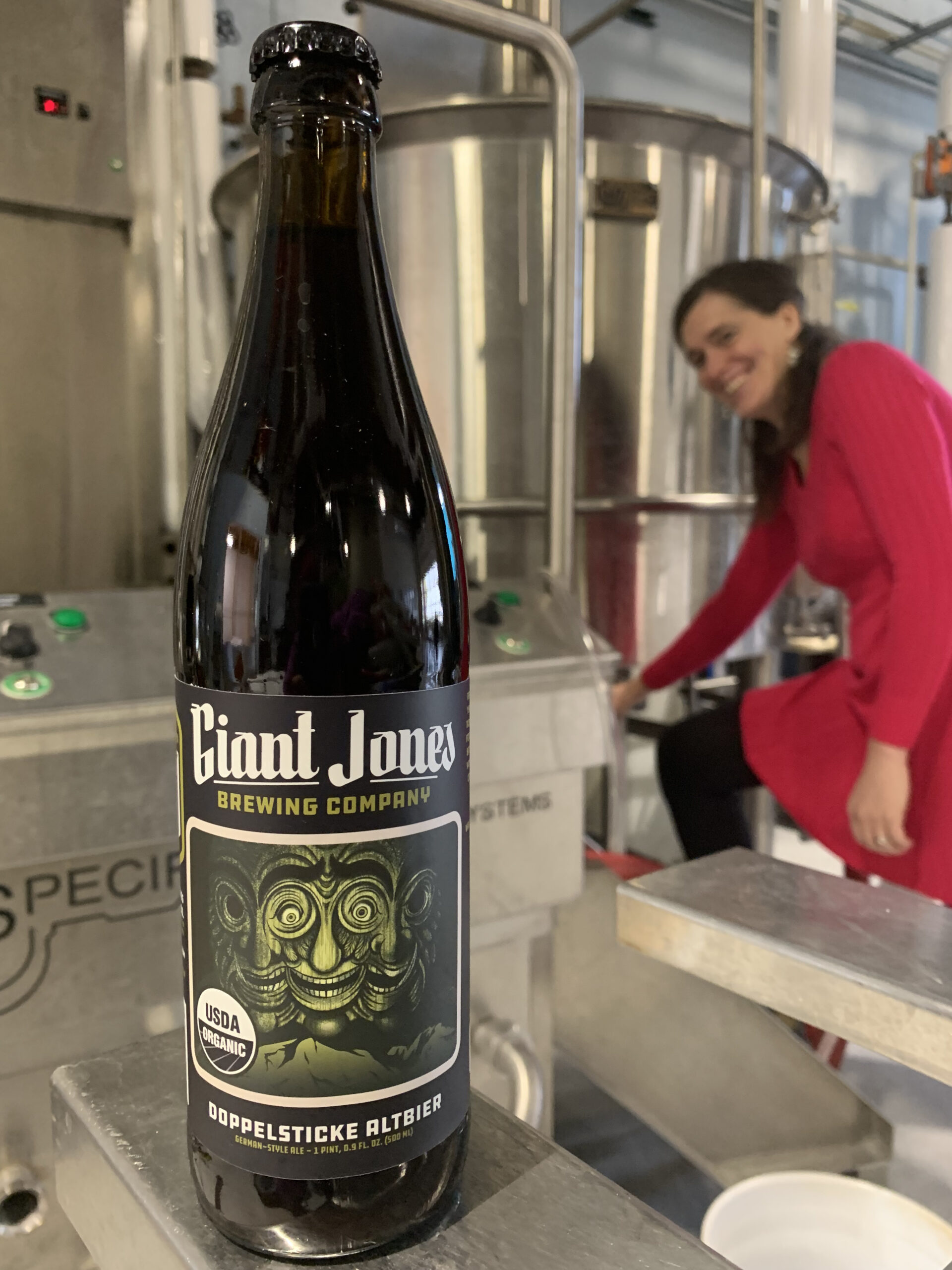 Giant Jones' Doppelsticke Altbier (Photo Credit: Giant Jones Brewing Co.)