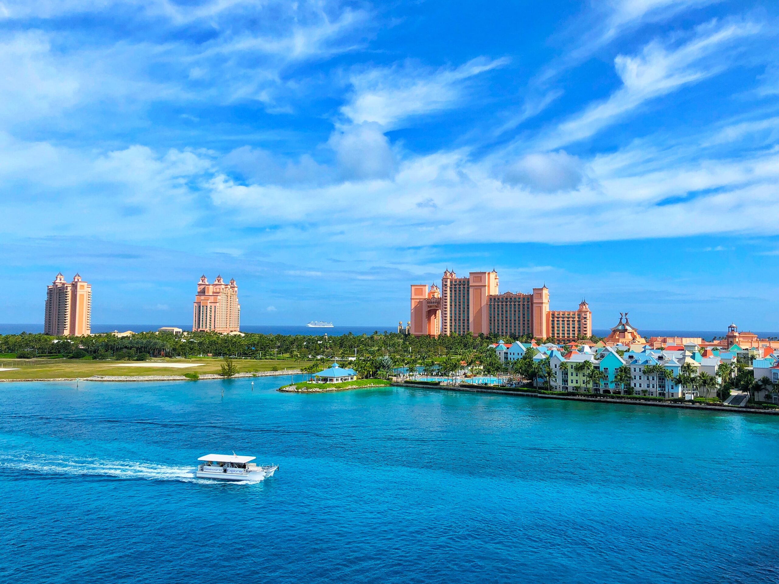 Bahamas (Photo Credit: Georgy Trofimov on Unsplash)