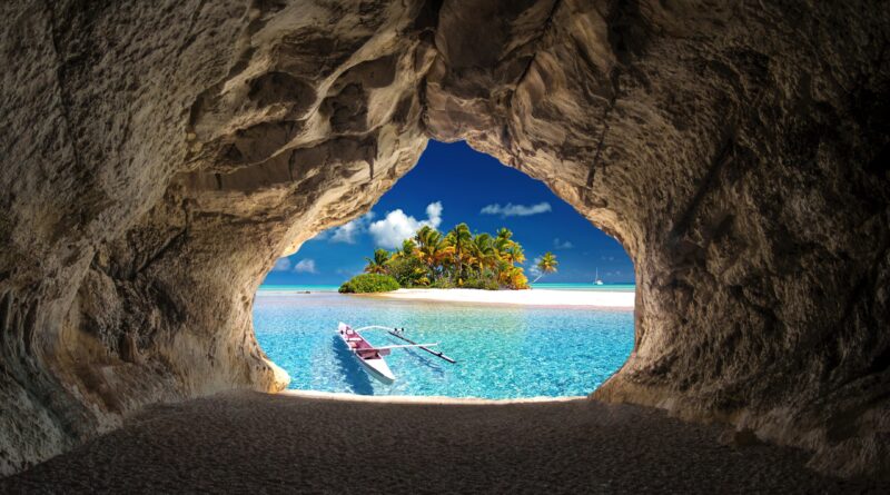 Bora Bora, French Polynesia (Photo Credit: Henrikas Mackevicius from Pixabay)
