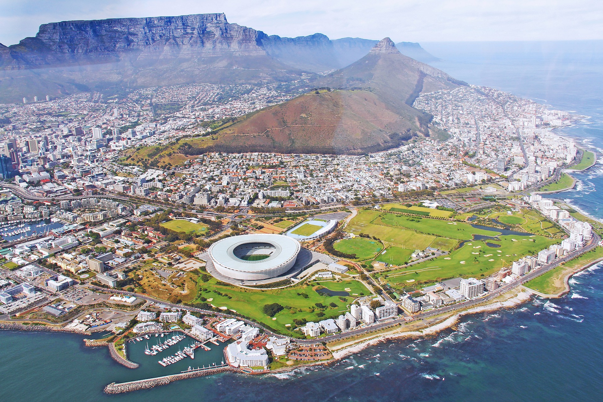 Cape Town (Photo Credit: Sharon Ang from Pixabay)