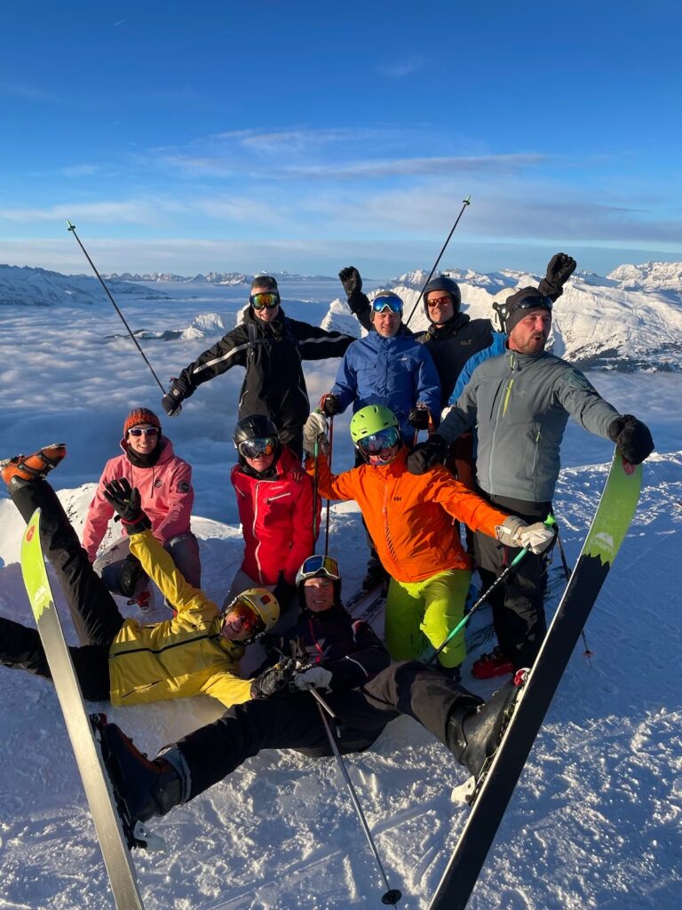 Ski Group (Photo Credit: Markus Weis)