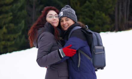 Vacationers of the Week: Steph and Katie Burlton, Lez See the World