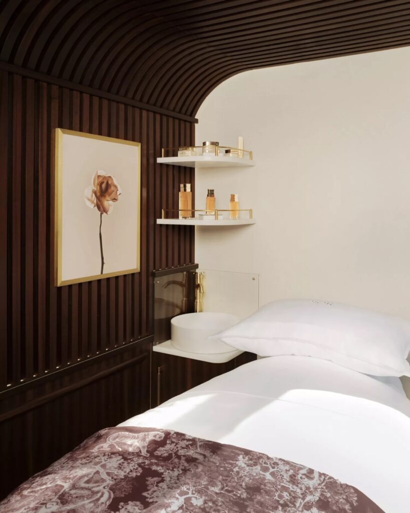 Dior Spa Royal Scotsman  (Photo Credit: Belmond)