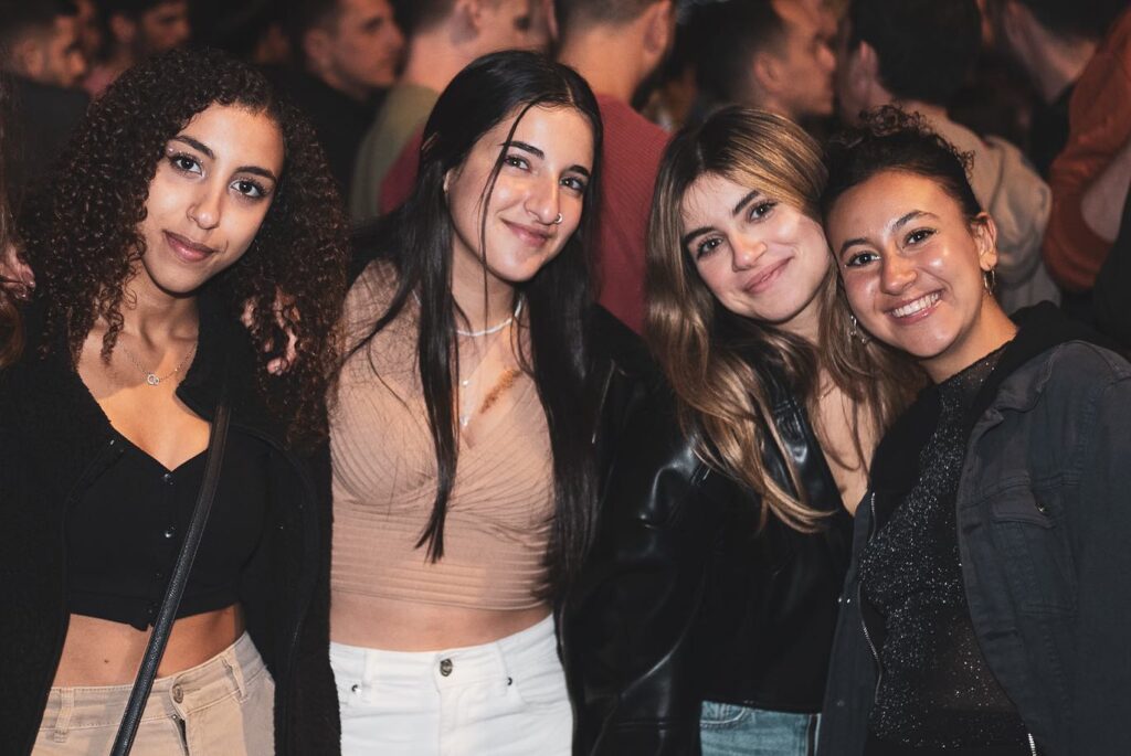 (Photo Credit: Shpagat)