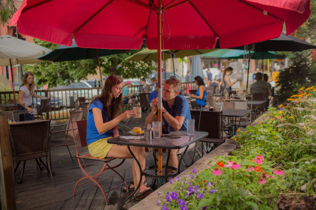 Melanie's Patio (Photo Credit: Melanies's Food Fantasy)