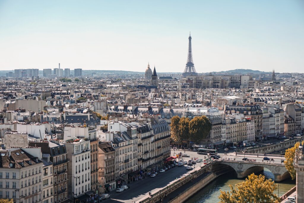 Paris, France (Photo Credit: Alexander Kagan on Unsplash)