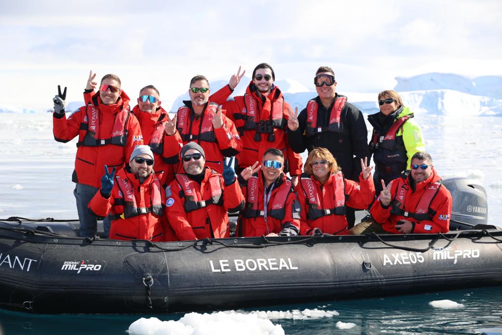 VACAYA's Antarctica Cruise (Photo Credit: VACAYA)