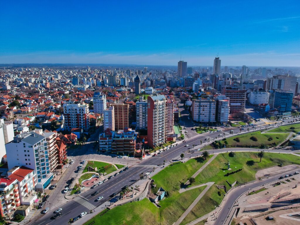 Buenos Aires, Argentina (Photo Credit: Fermin Rodriguez Penelas / Unsplash)