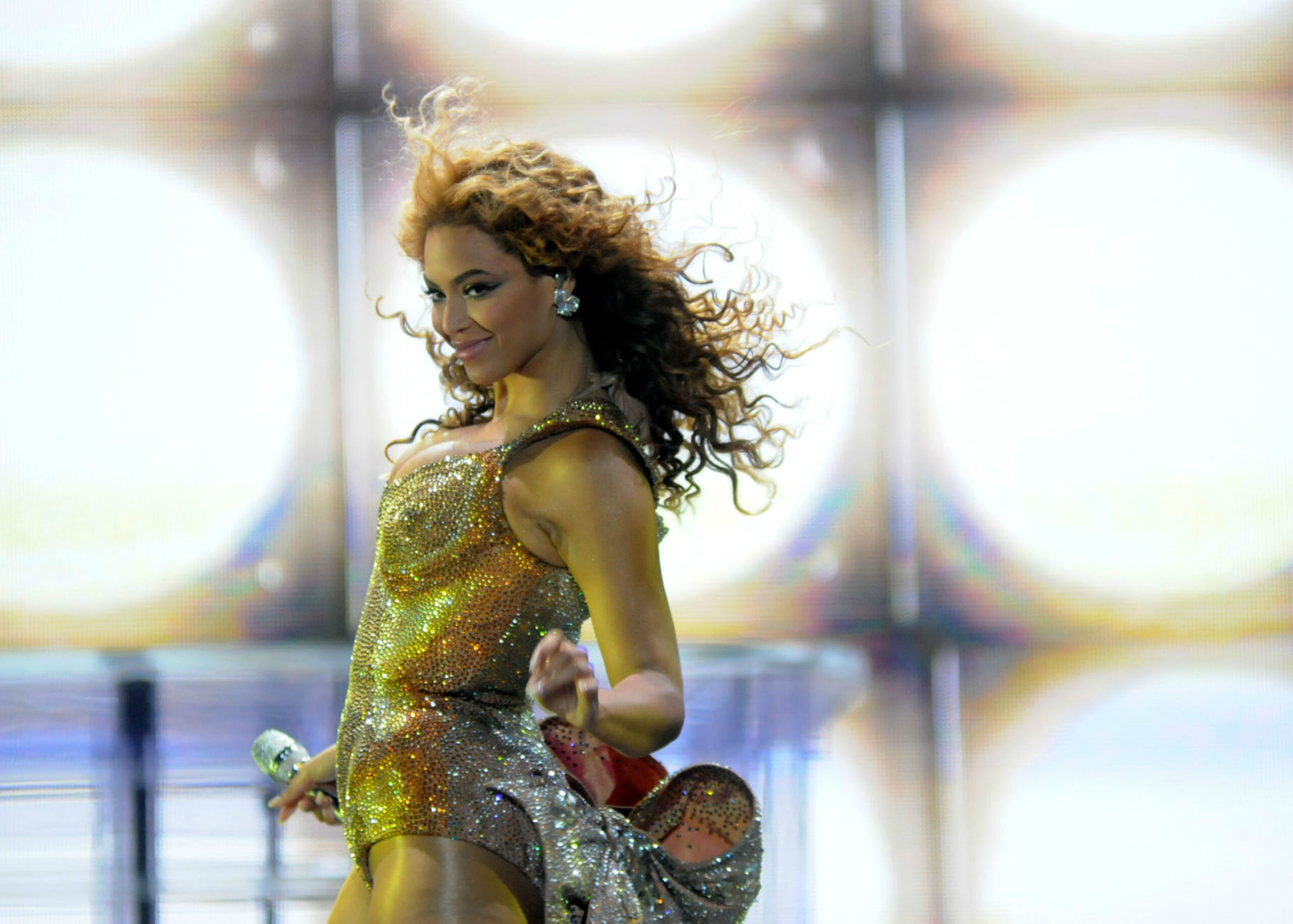 Would you fly to Europe to see Beyoncé's Renaissance Tour? (Photo Credit: A.RICARDO / Shutterstock)