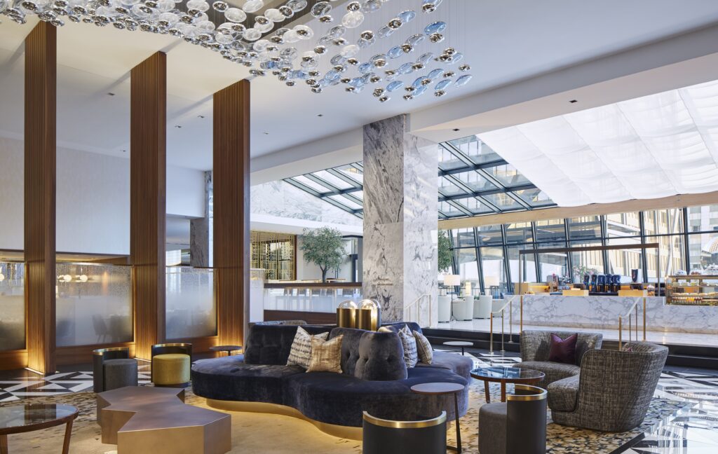 Hotel Lobby (Photo Credit: The Ritz-Carlton, Chicago)