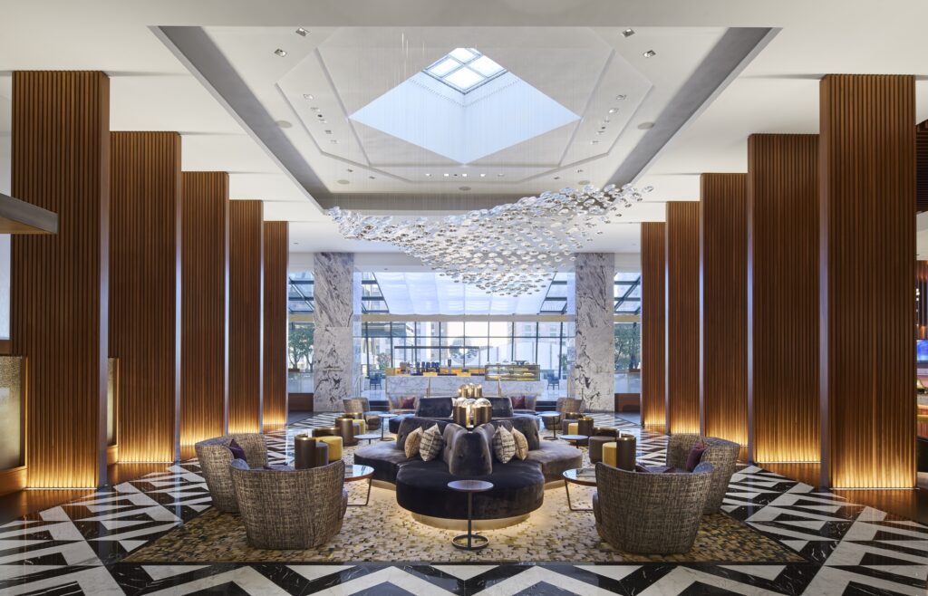 Hotel Lobby (Photo Credit: The Ritz-Carlton, Chicago)