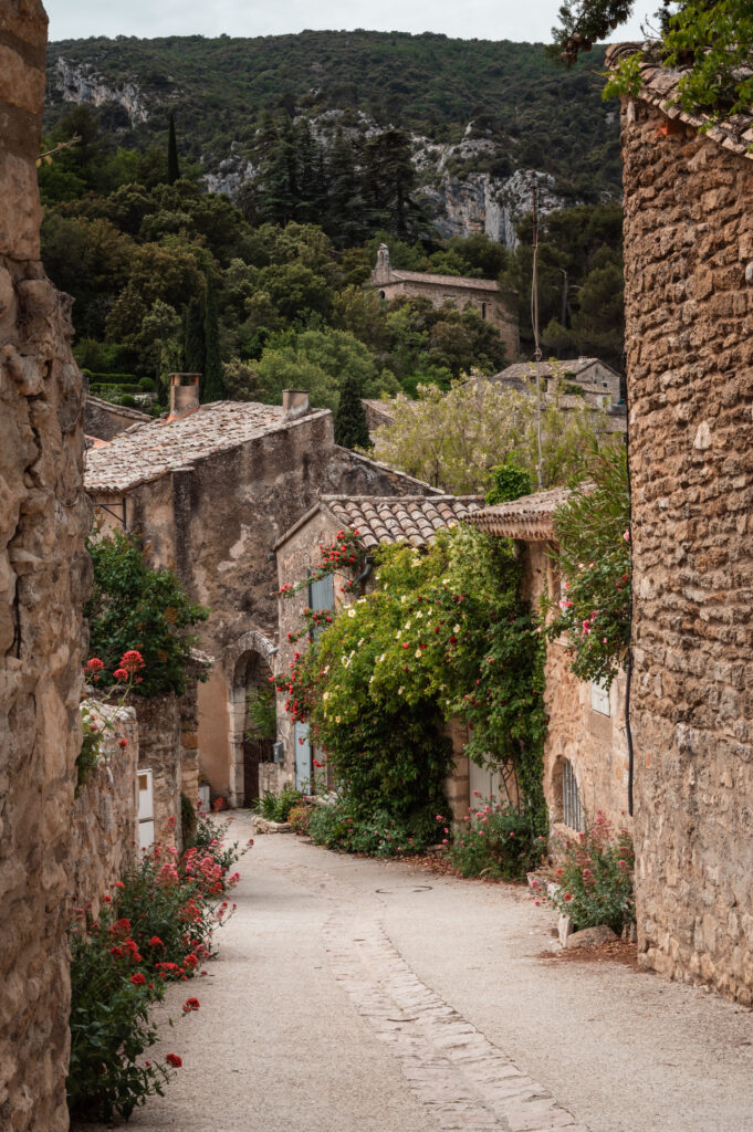 Oppede Le Vieux, Provence (Photo Credit: @kali_story)