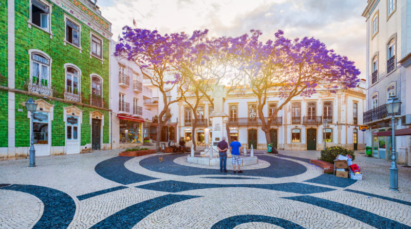 Algarve, Portugal (Photo Credit: DaLiu / Shutterstock)