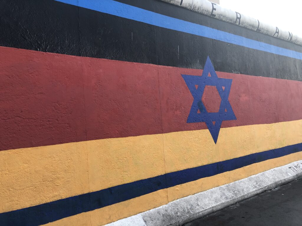 East Side Gallery (Photo Credit: Kwin Mosby)