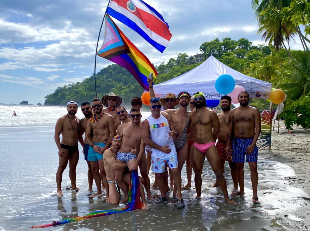 Playa Espadilla (Photo Credit: Manuel Antonio Diverso)