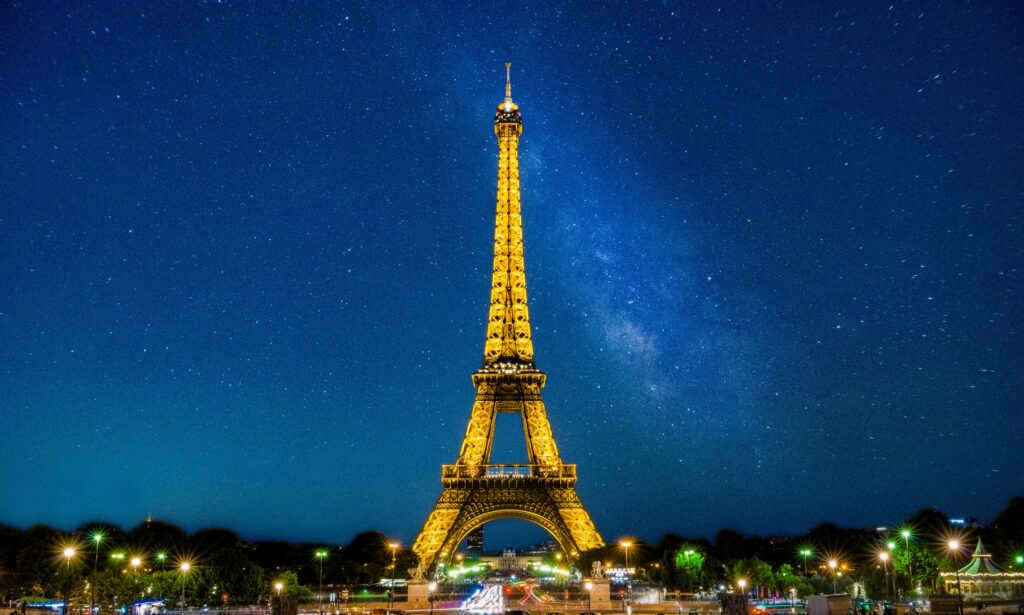 Eiffel Tower (Photo Credit: Nikolay Kovalenko on Unsplash)