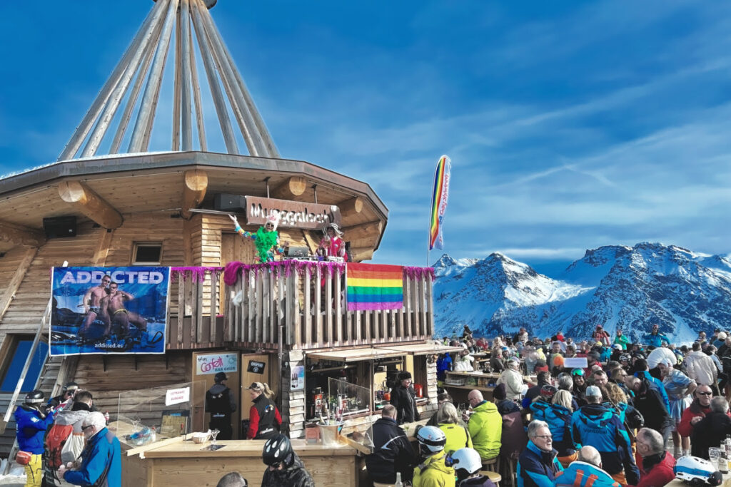 (Photo courtesy of Arosa Gay Ski Week)