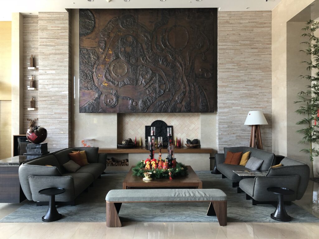 Lobby of the Fleur de Chine Hotel (Photo Credit: Kwin Mosby)
