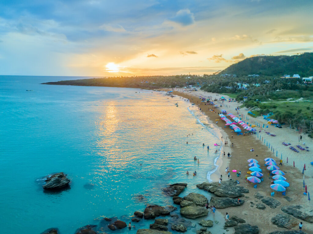 Beach in Kenting, Taiwan (Photo Credit: Byron Li / Shutterstock)