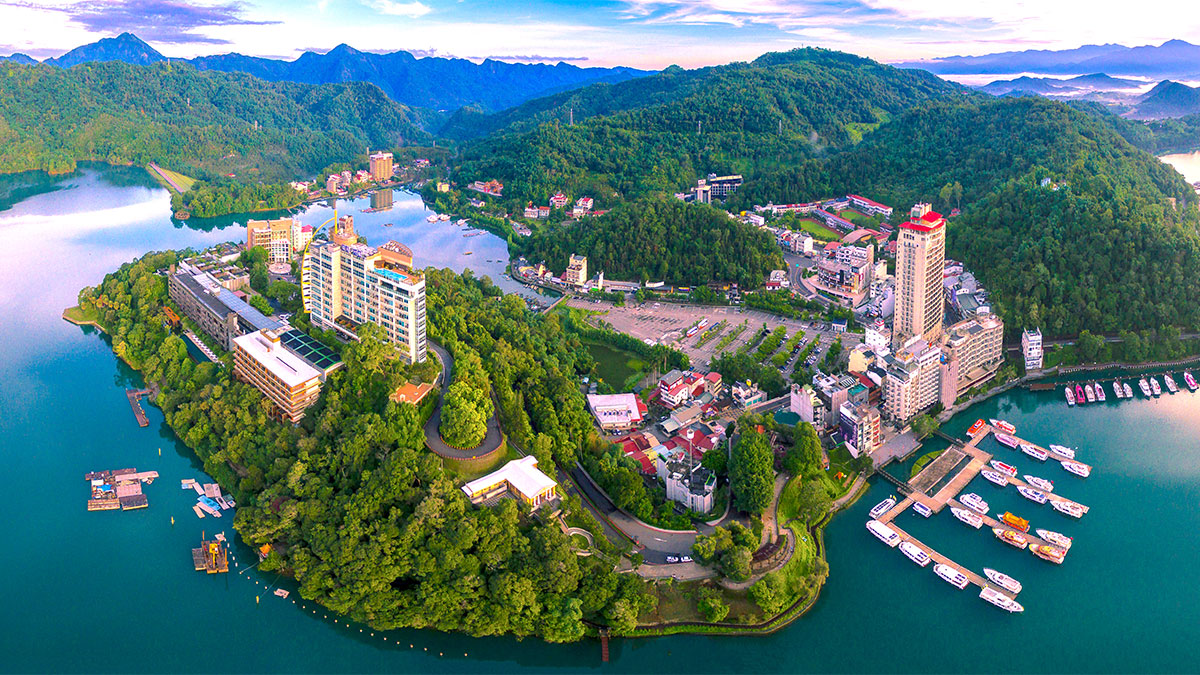 Sun Moon Lake, Taiwan (Photo Credit: Shutterstock)