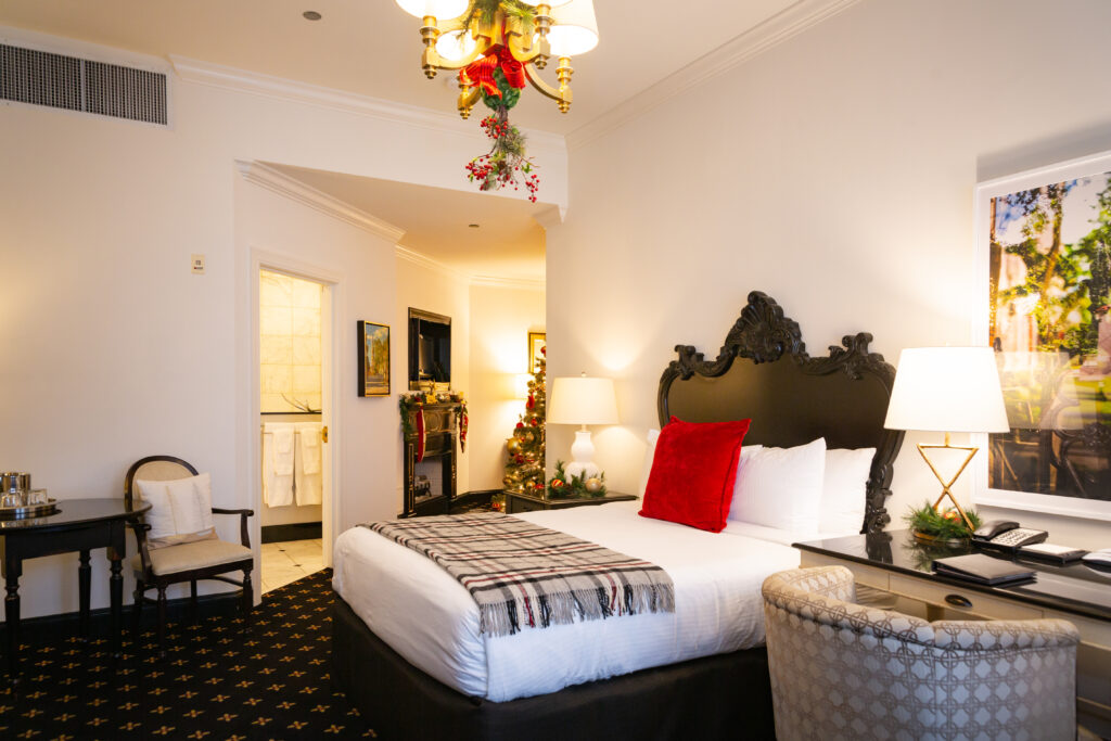 Sleigh Bell Suite Room at the French Quarter Inn  (Photo Credit: Kim Graham / French Quarter Inn)