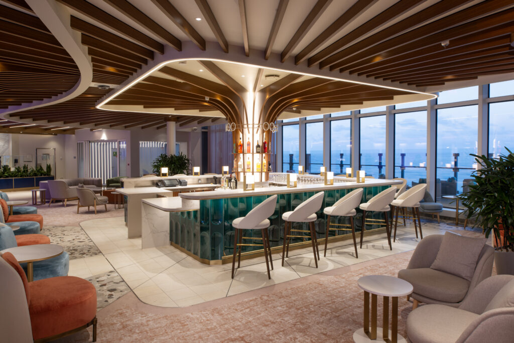 Lobby Bar (Photo Credit: Royal Caribbean International)